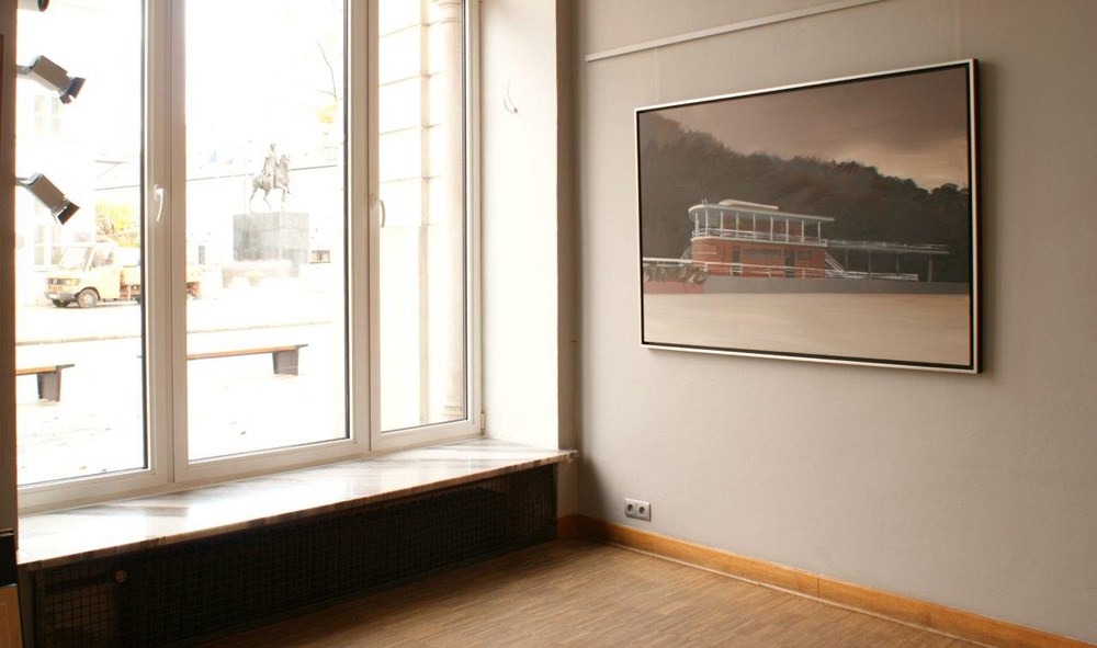 Maria Kiesner - Resort after season (Tempera on canvas | Wymiary: 156 x 105 cm | Cena: 7000 PLN)