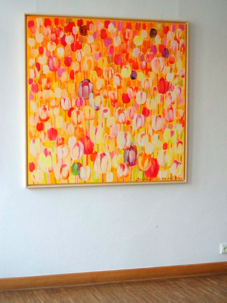 Beata Murawska - Light tulips field (Oil on Canvas | Größe: 125 x 125 cm | Preis: 6800 PLN)