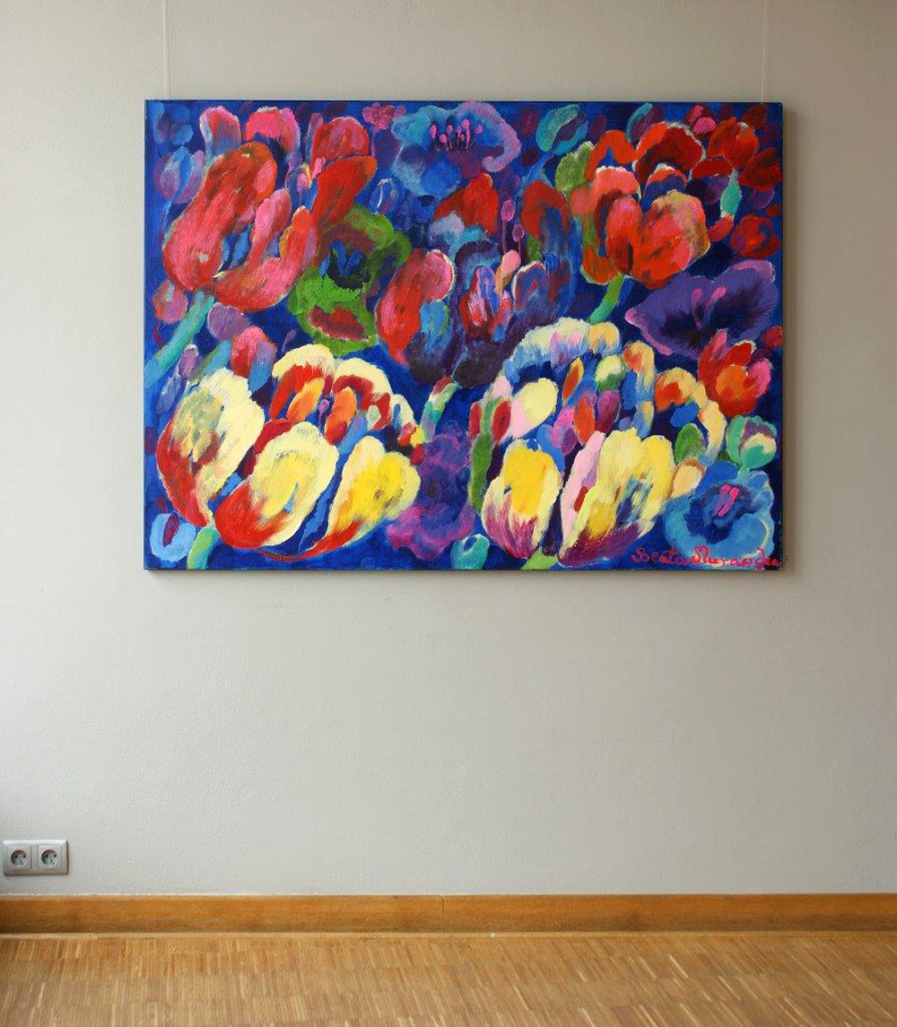 Beata Murawska - Tulips with blue (Oil on Canvas | Größe: 150 x 110 cm | Preis: 8000 PLN)