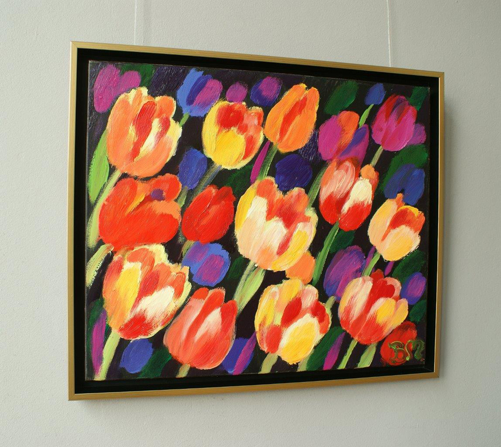 Beata Murawska - Tulips in the dark (Oil on Canvas | Größe: 60 x 51 cm | Preis: 3500 PLN)
