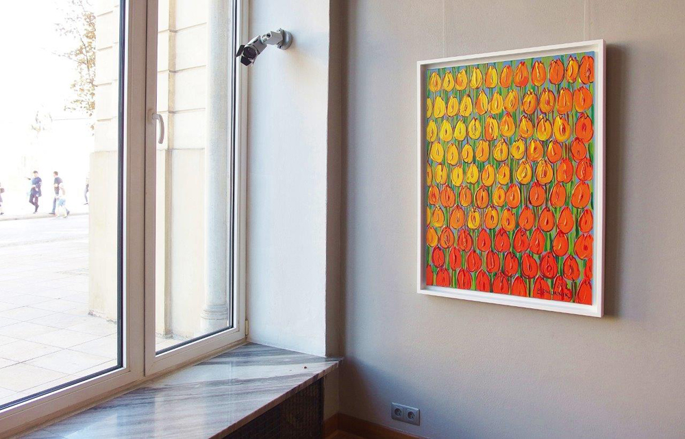 Edward Dwurnik - Yellow-orange tulips (Oil on Canvas | Size: 81 x 108 cm | Price: 40000 PLN)
