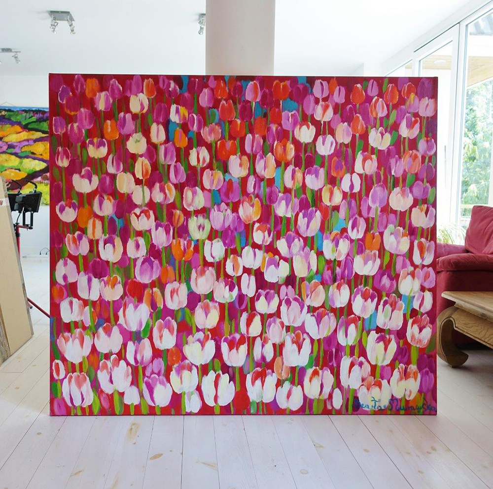 Beata Murawska - Pink tulips field (Oil on Canvas | Größe: 160 x 140 cm | Preis: 8500 PLN)