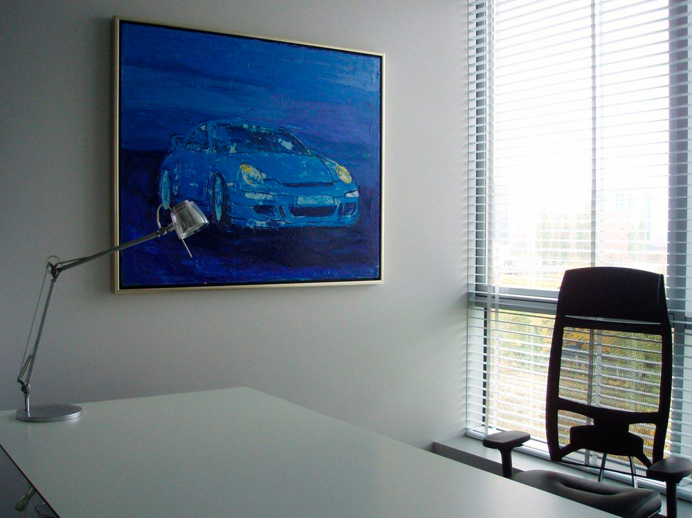 Jacek Łydżba - Blue porsche (Oil on Canvas | Wymiary: 120 x 100 cm | Cena: 7000 PLN)